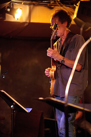 Bruce Saunders